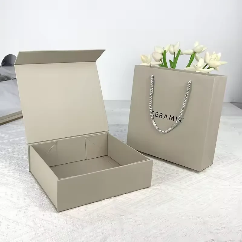Large Logo-Led Folding Magnetic Box