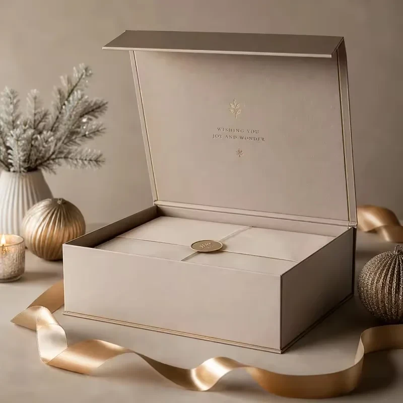 Collapsible Magnetic Flap Gift Box